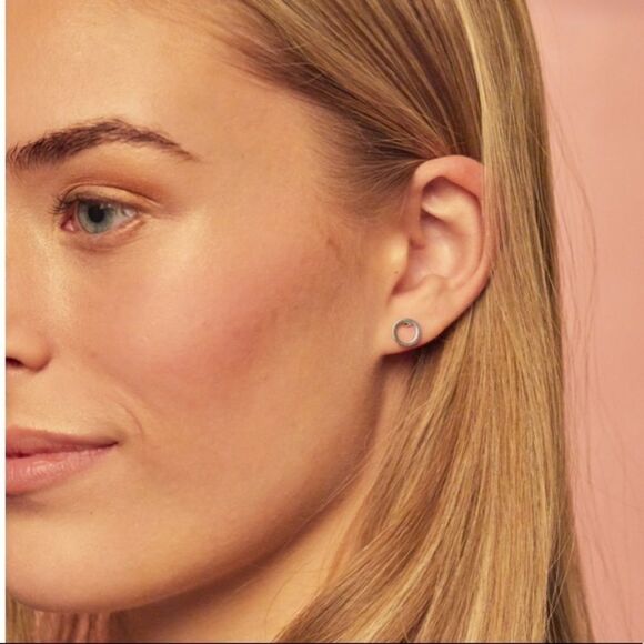 NWT Geo Earring Studs in Mix Metals - Picture 4 of 10